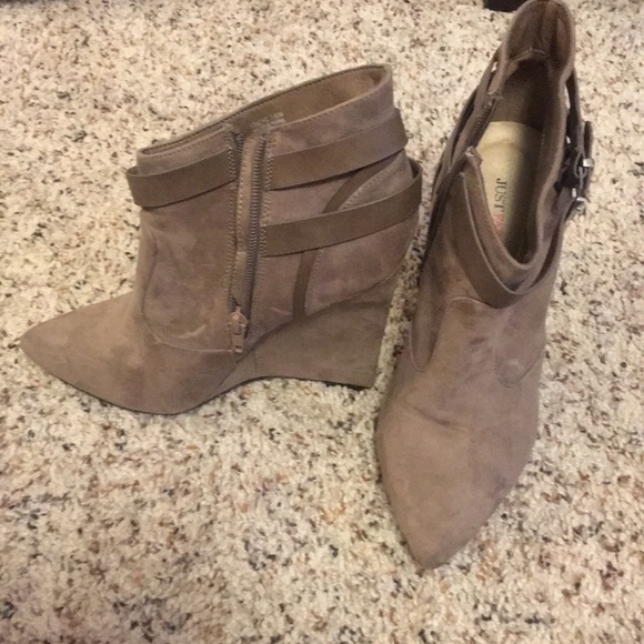 SOLD - Picture 3 of 3